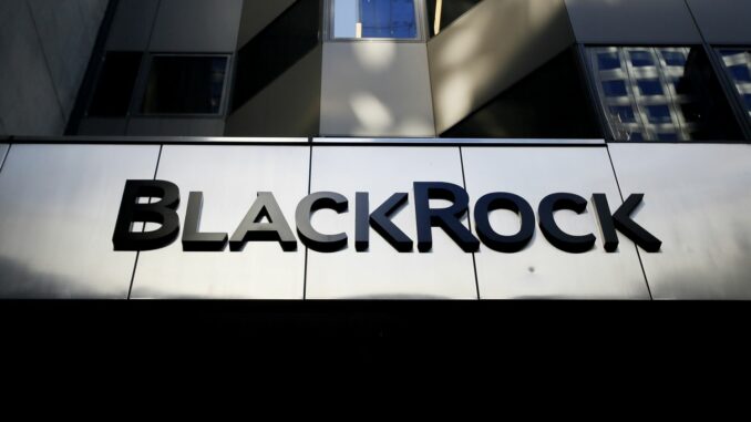 Nasdaq Refiles BlackRock’s Bitcoin ETF Application With The SEC 8